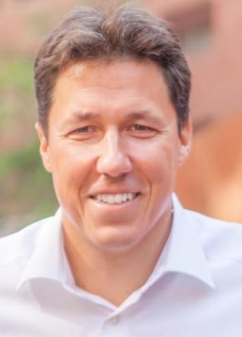 Mikael Maksimow